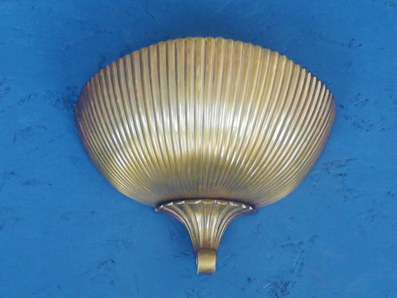 Art Deco wall lamp 40s in bronze and brass shell shape