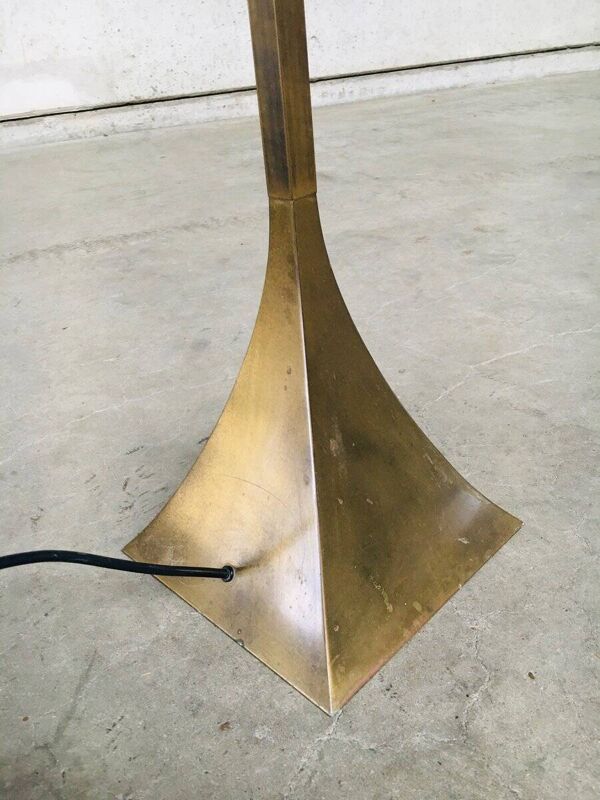 Postmodern Design Brass Fluted Torchiere Floor Lamp by Relco, Italy, 1980s