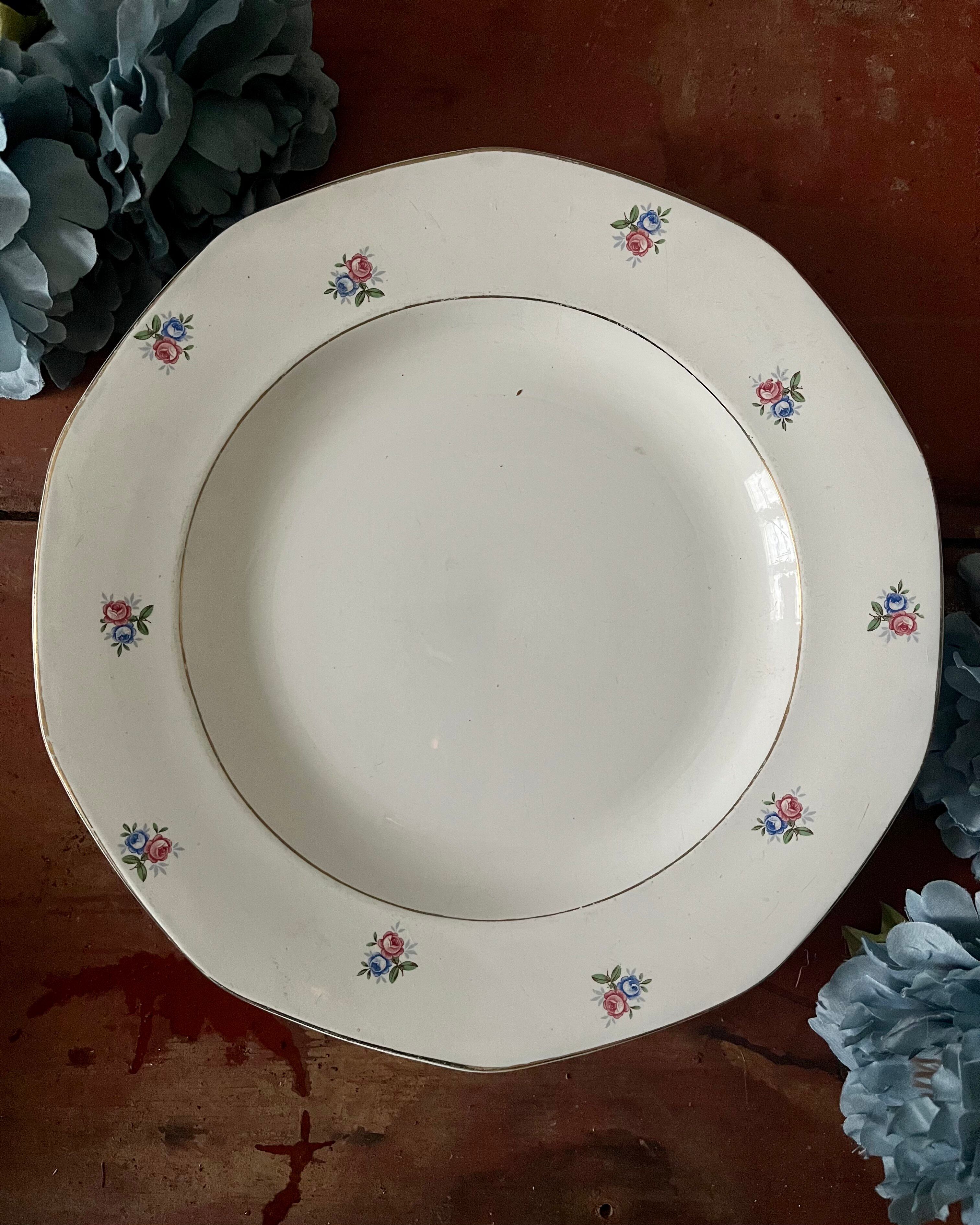 Plates and dish in genuine opaque Digoin Sarreguemines.