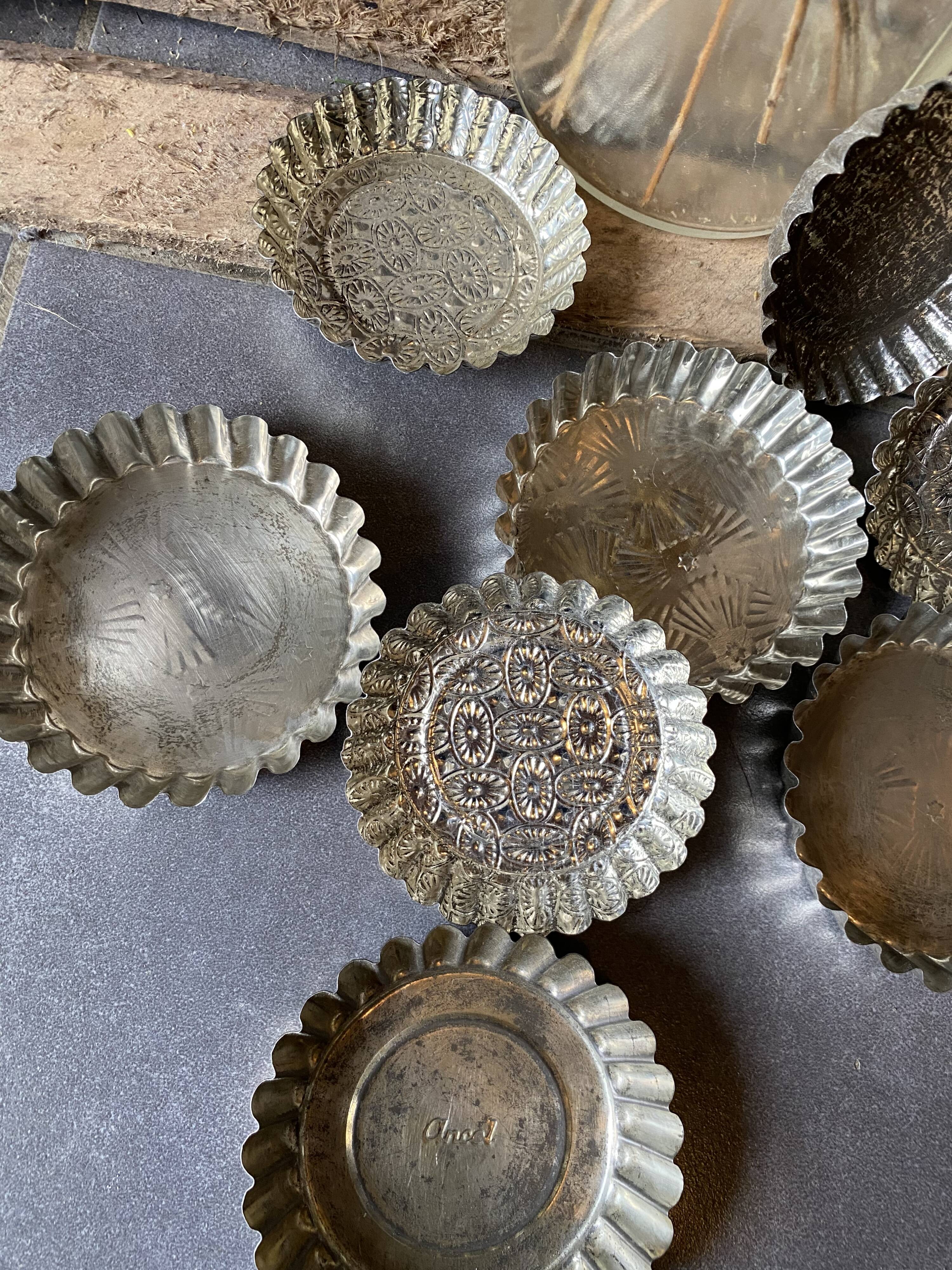 8 moules vintage tartelettes