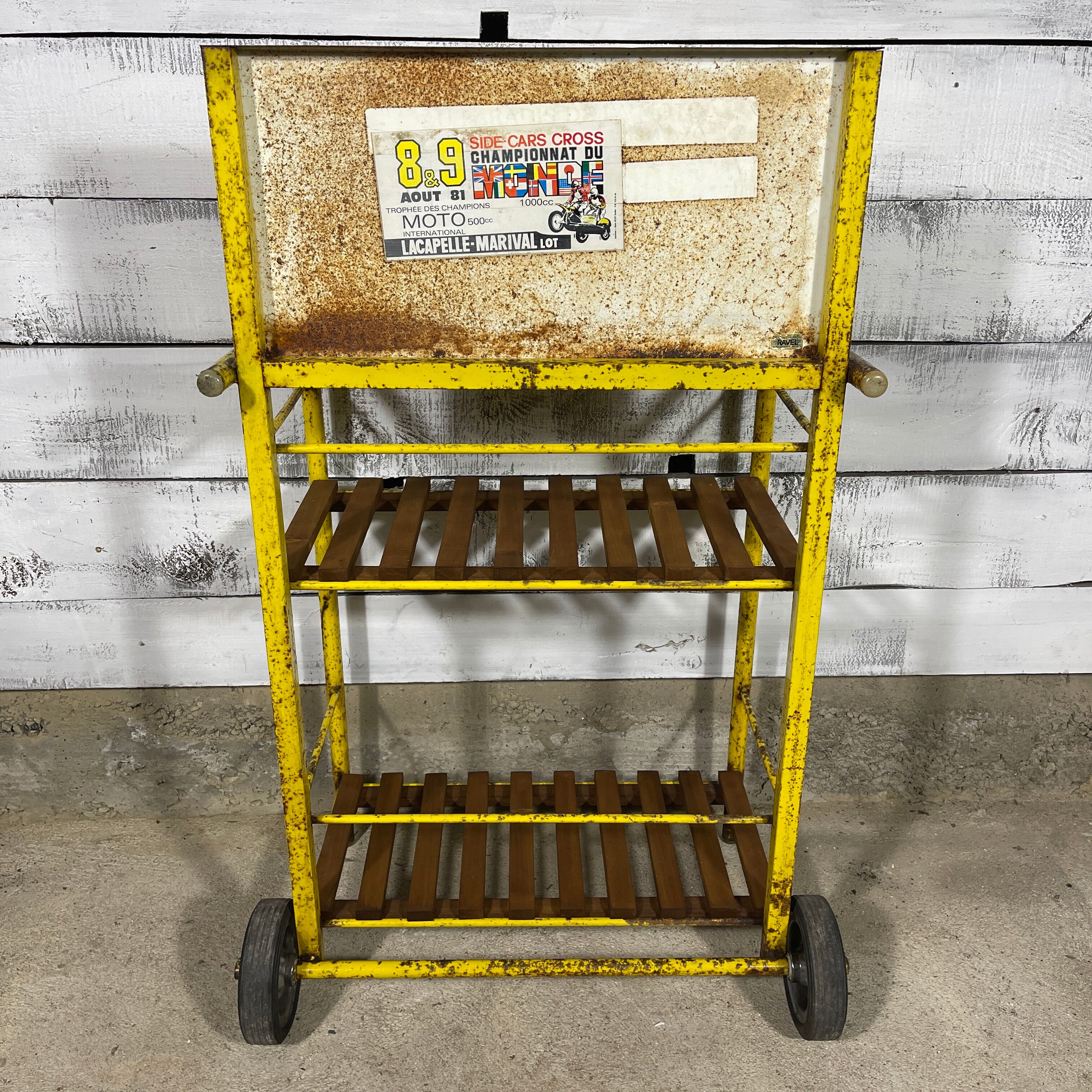 Dinin battery display