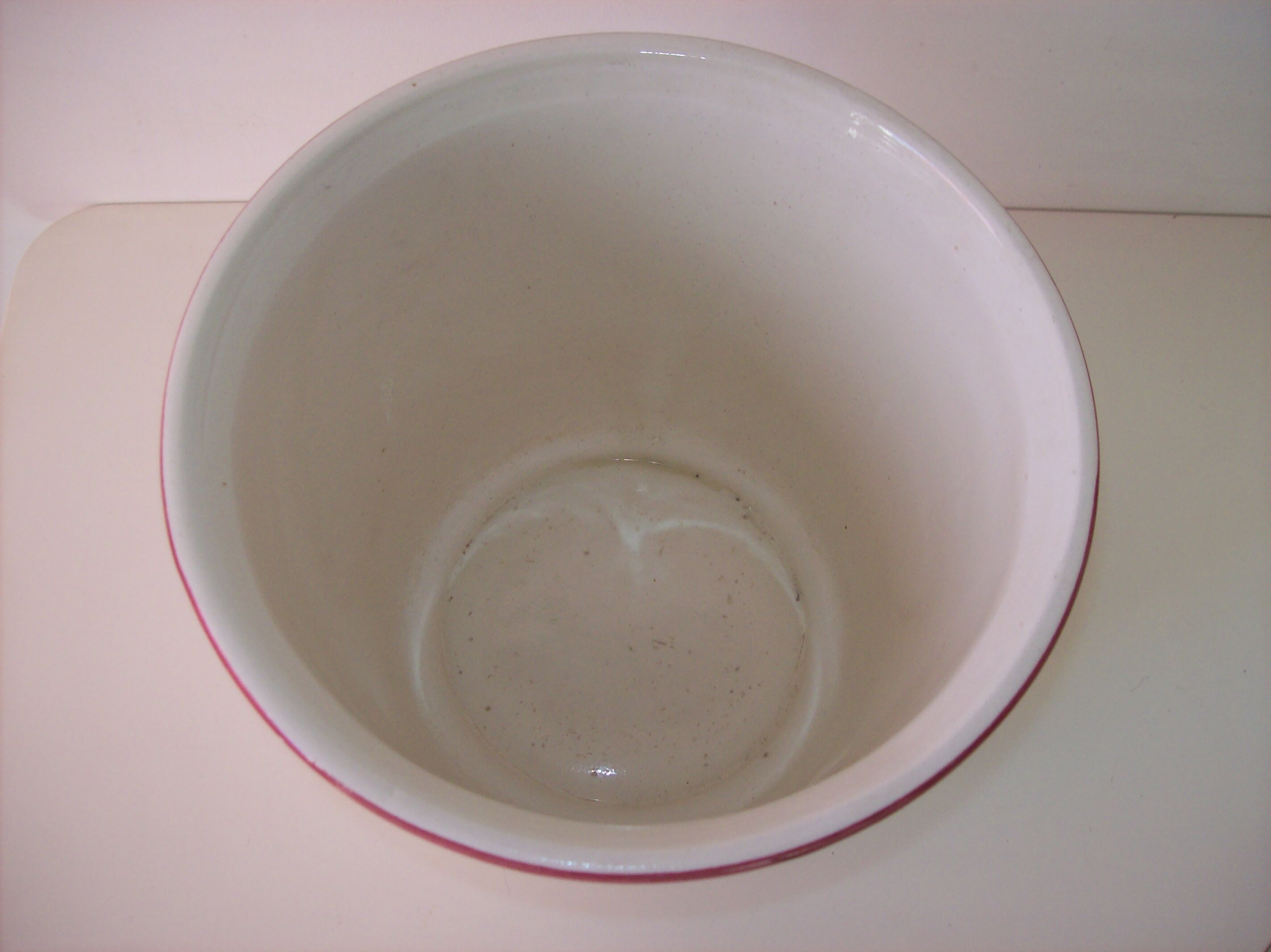 Cahce ceramic pot