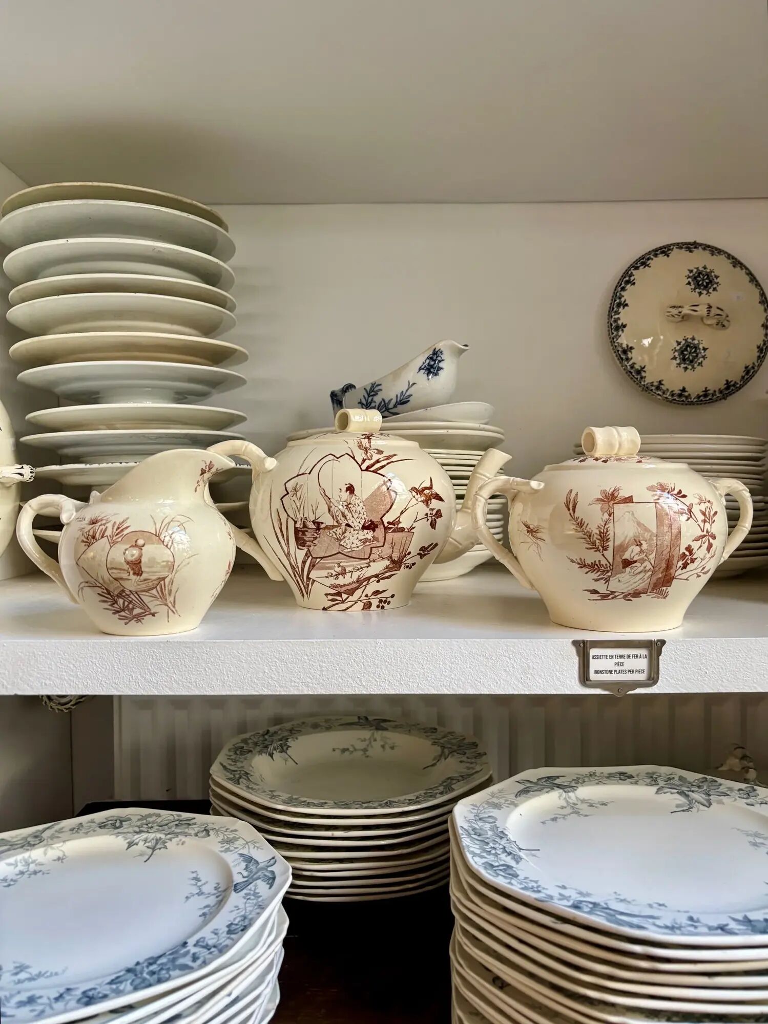 3-piece tea and coffee service KG Lunéville in brown ironstone