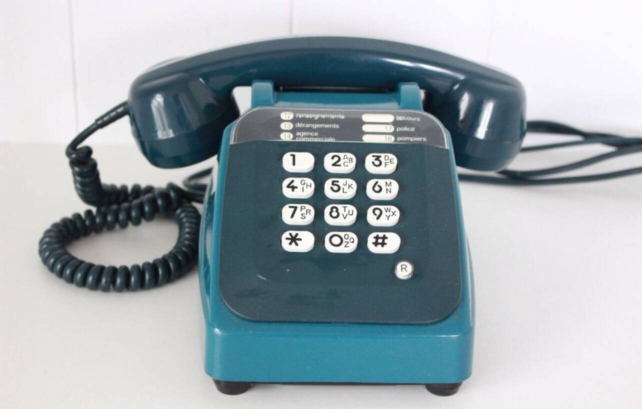 Blue button telephone