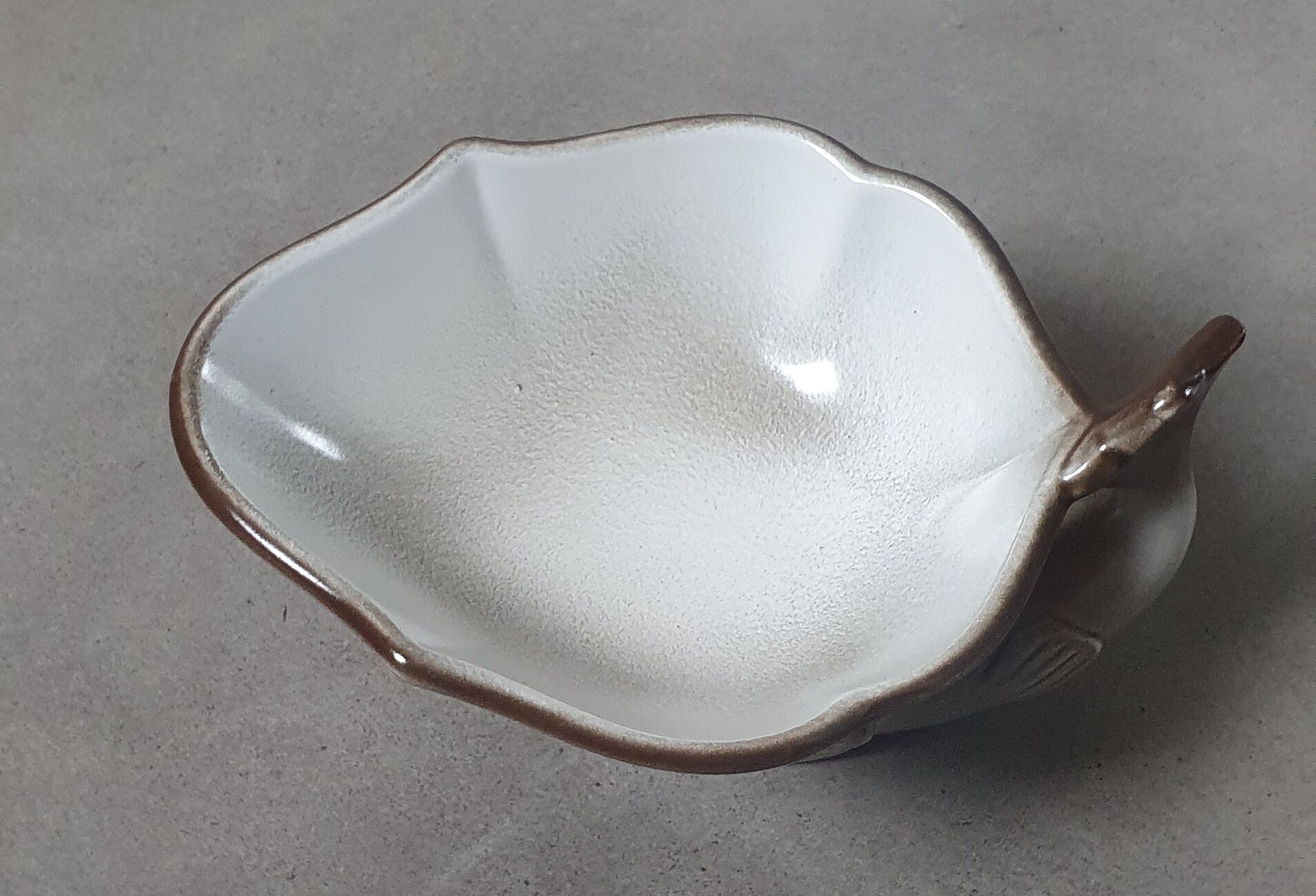 Gravy boats