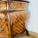 Commode tombeau style Louis XV