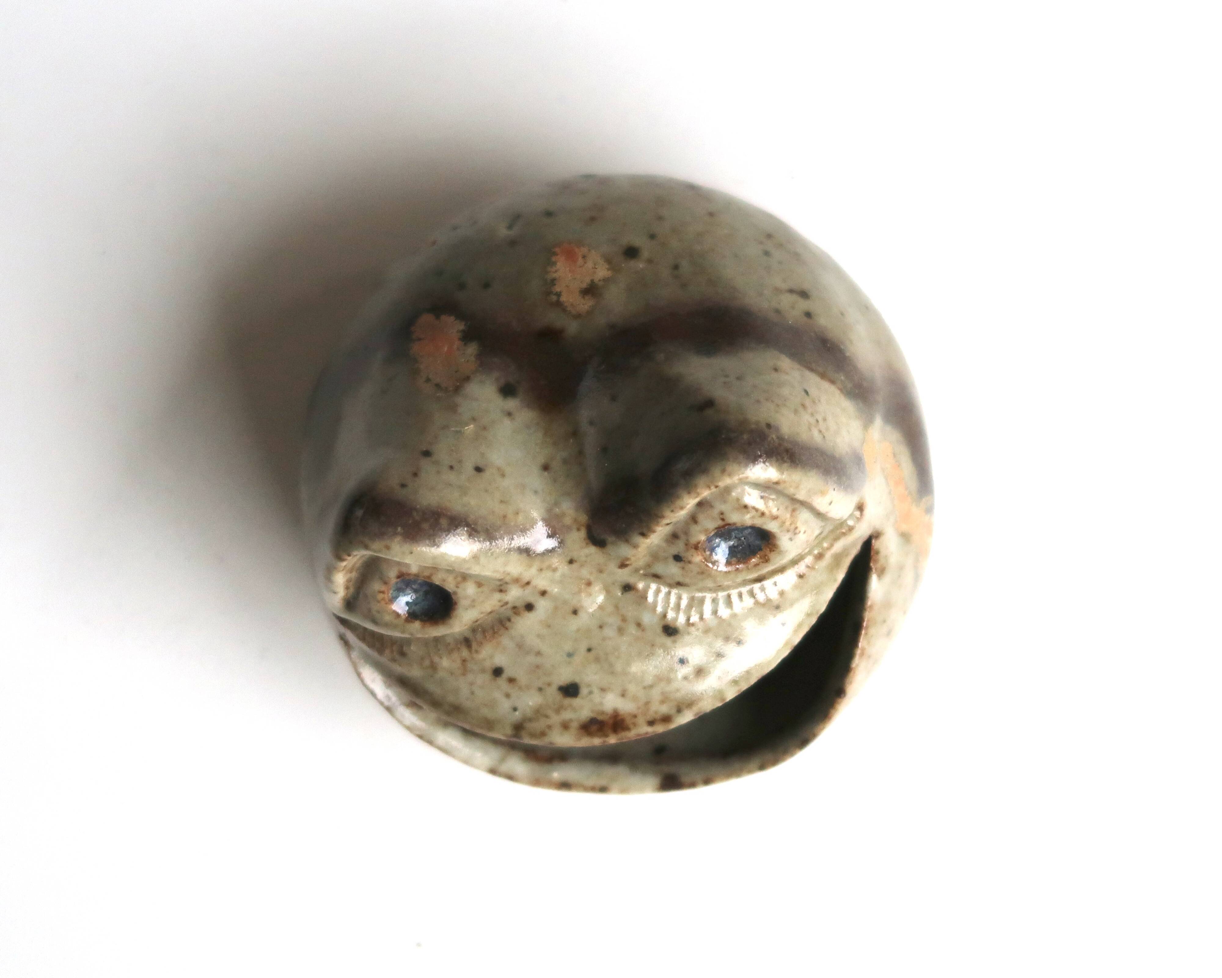 Ceramic ashtray by Annie Maume, frog head, 1960s.