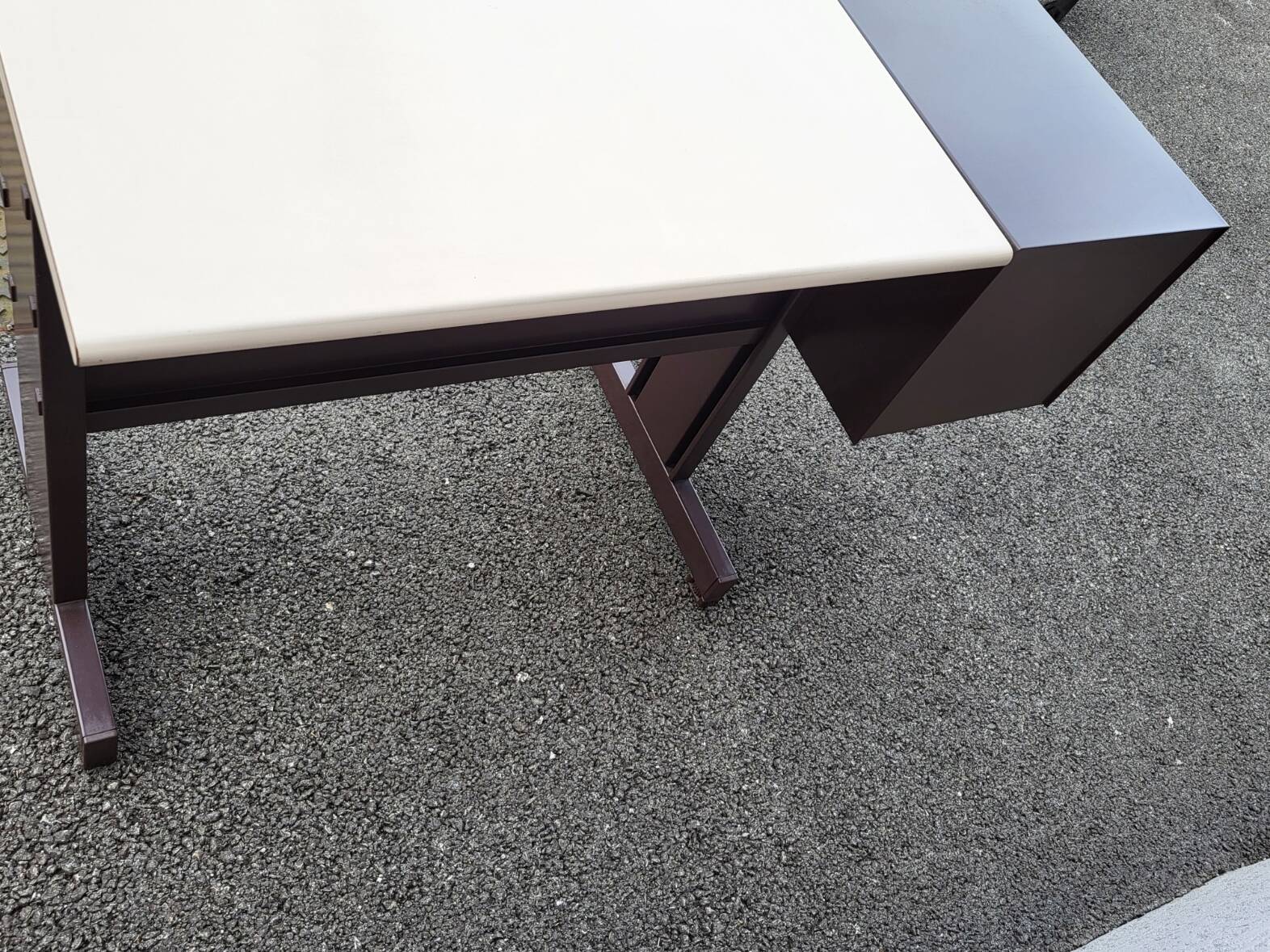 Vintage Olivetti Synthesis Desk - Italian Industrial Design, 1970s
