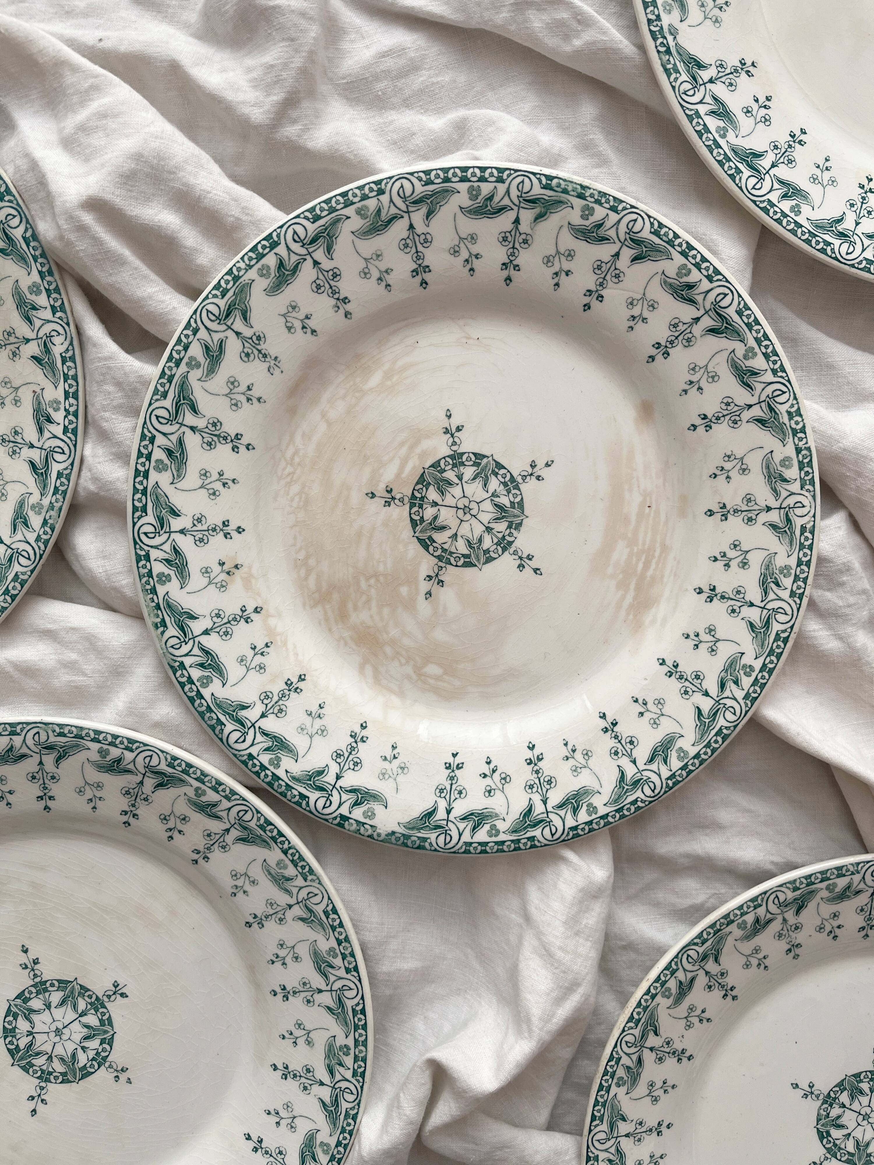 6 Gien ironstone dessert plates "Sagittaires"