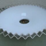 Suspension with serrated opaline lampshade