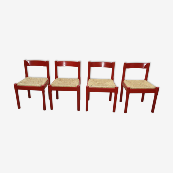 Quatre chaises Carimate par Vico Magistretti édition Cassina