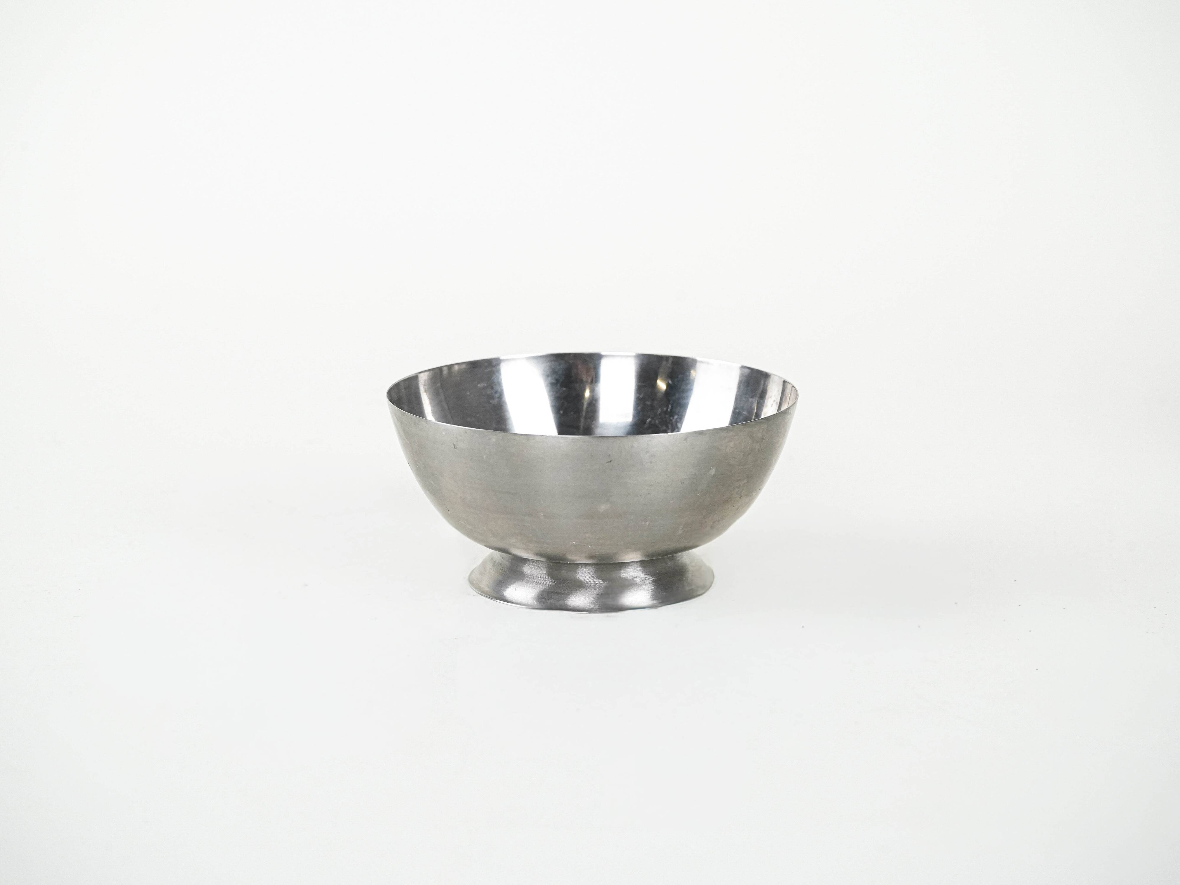 Set of stainless steel bowls, Italian design, 1980s, made in Italy