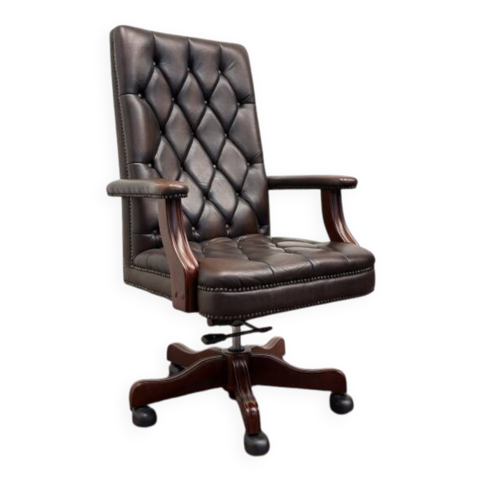 Chaise de bureau Chesterfield anglaise en cuir bordeaux