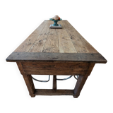 Farm table