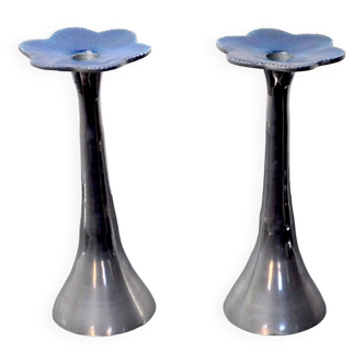 Pair of floral candlesticks by art3, aluminum and blue enameled ceramic, spain, 1980