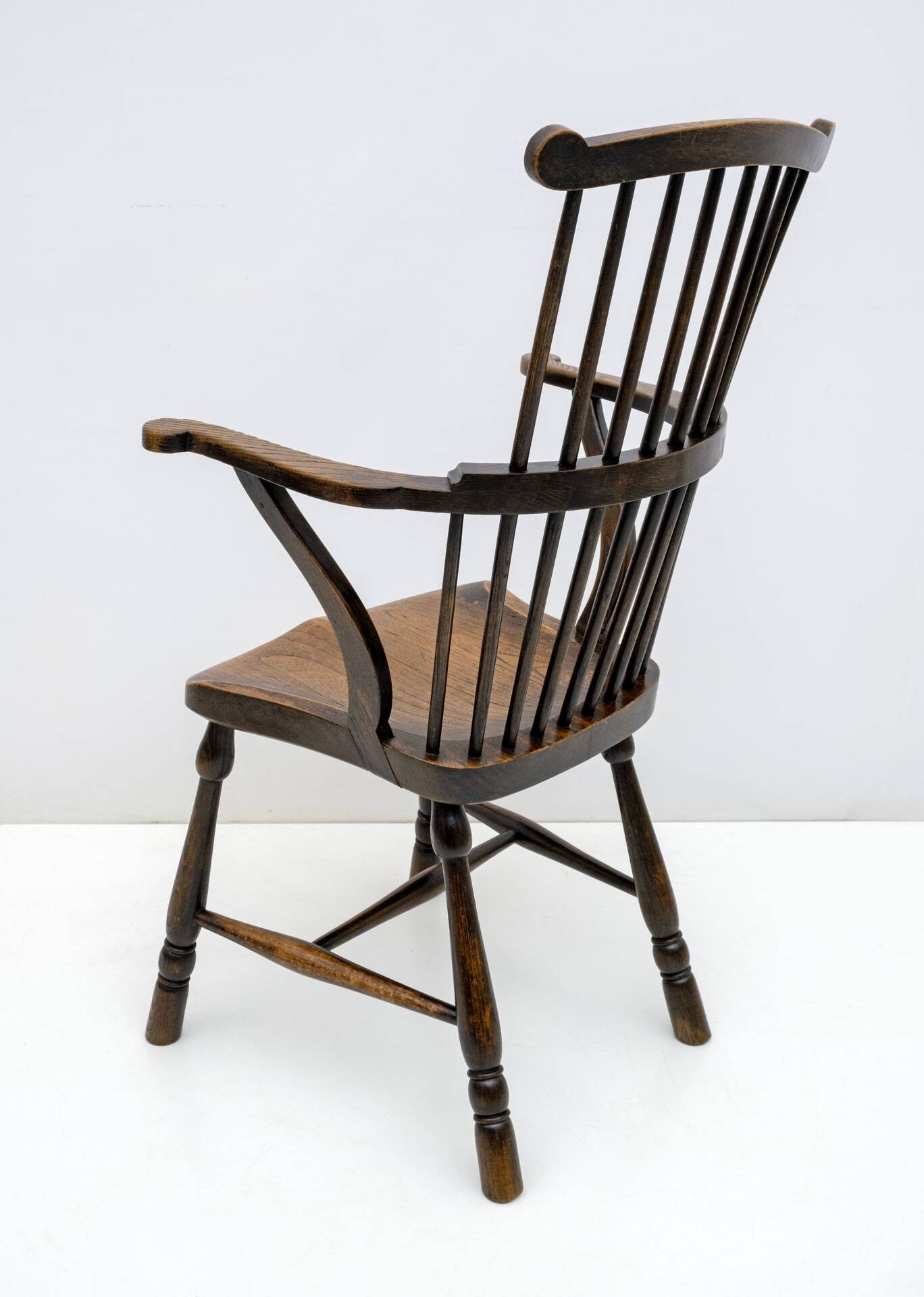 9th Century Fine English West Country Comb Back Windsor Chair