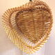 Panier cœur en rotin