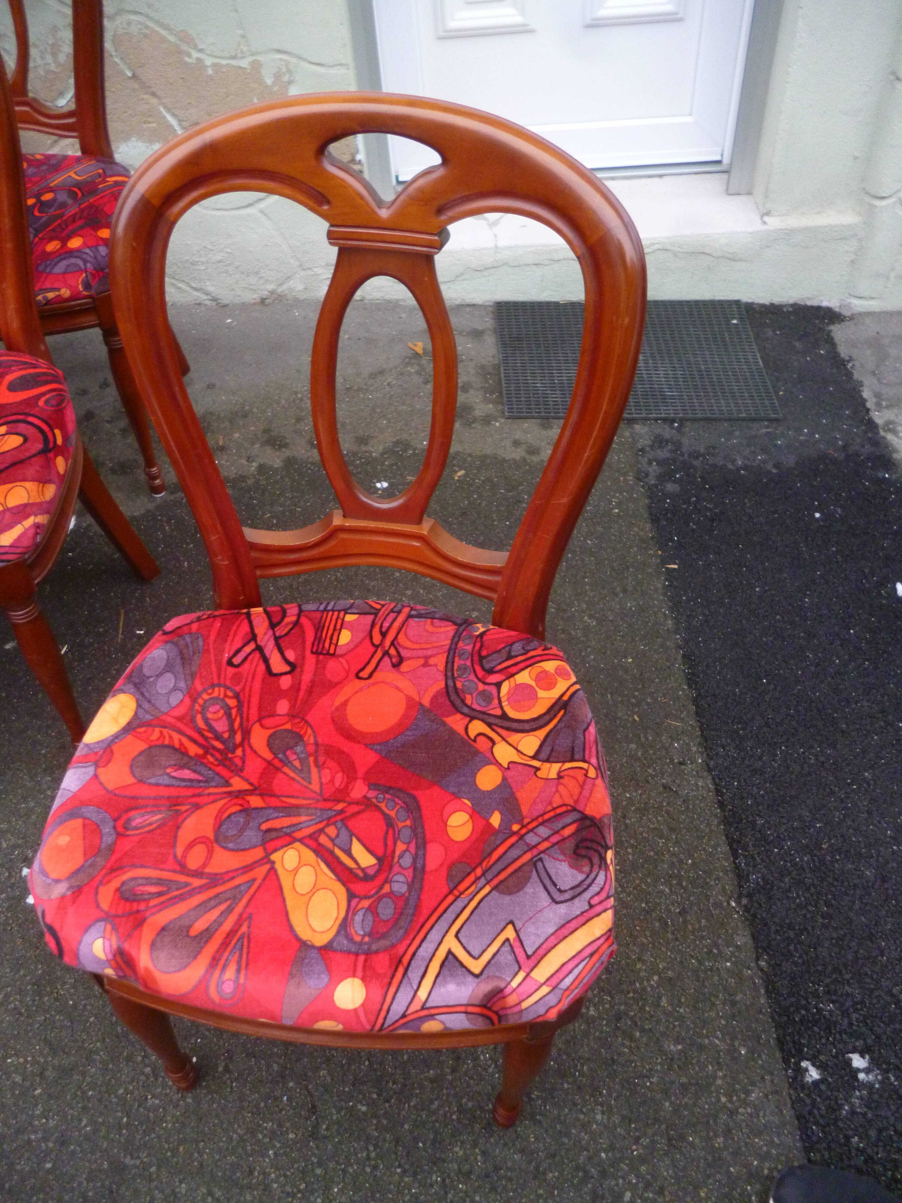 Suite of 6 Louis Philippe style cherry chairs