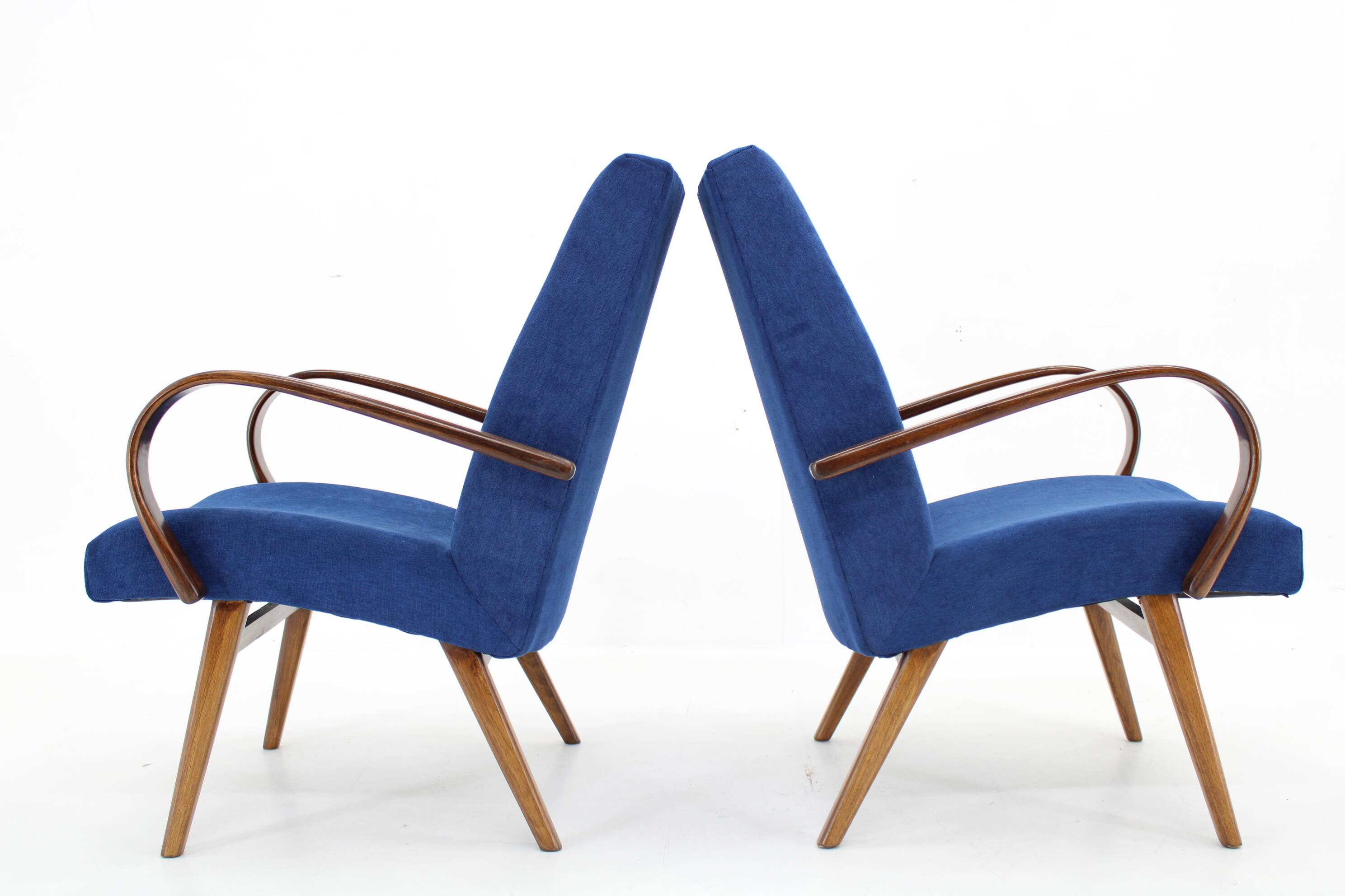 1960s Pair of Jaroslav Smidek Armchairs for TON, Czechoslovakia