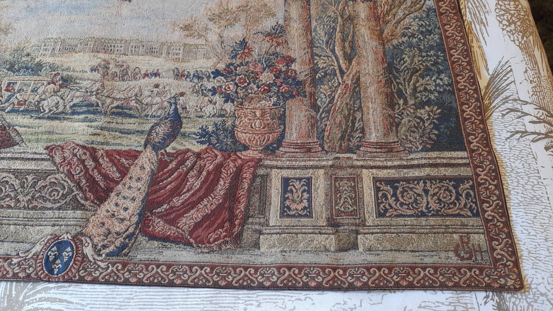Tapisserie d'halluin " scène de cour au paon"
