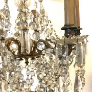 Bronze chandelier with 6 light arms and pendants