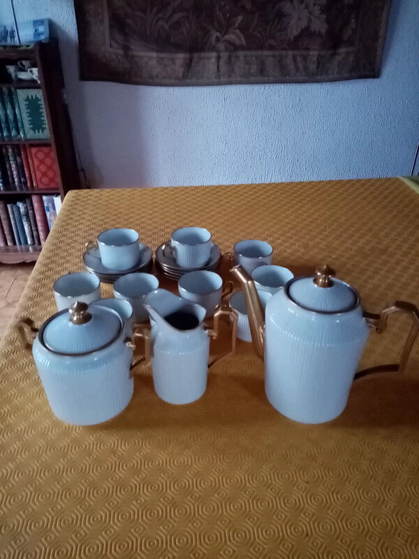Porcelain coffee service