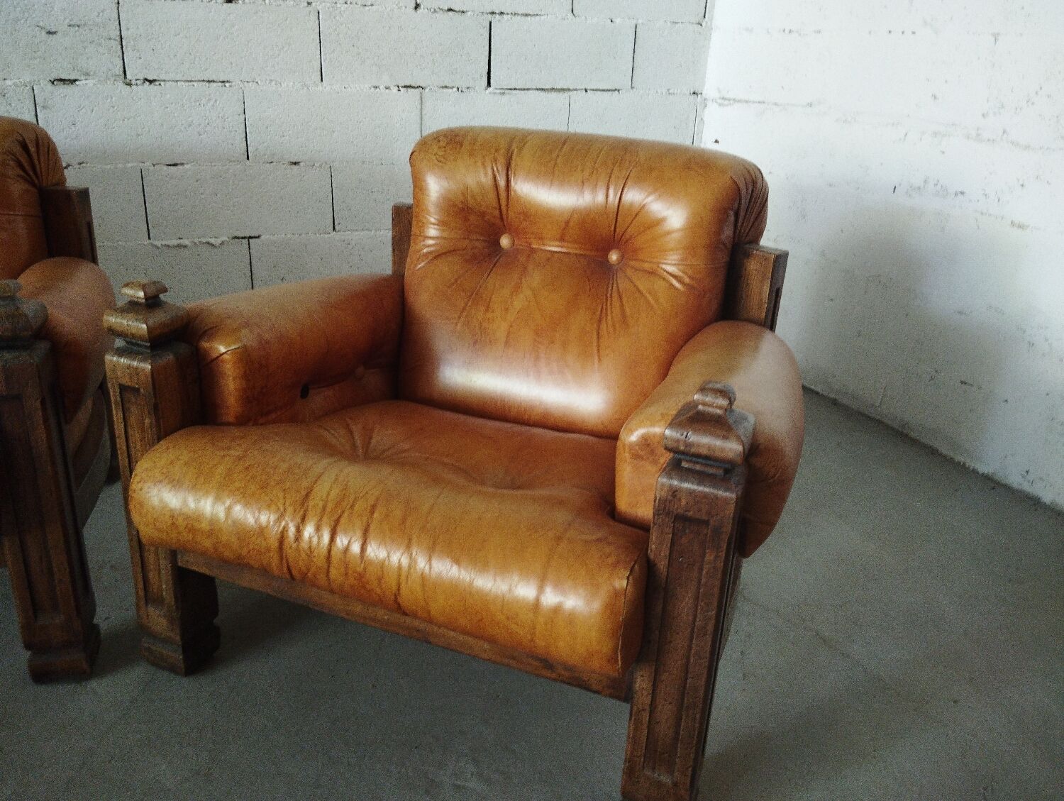 Brutalist leather lounge