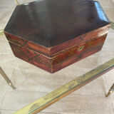Boite ancienne en bois verni