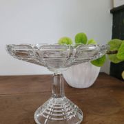 Stemmed glass bowl