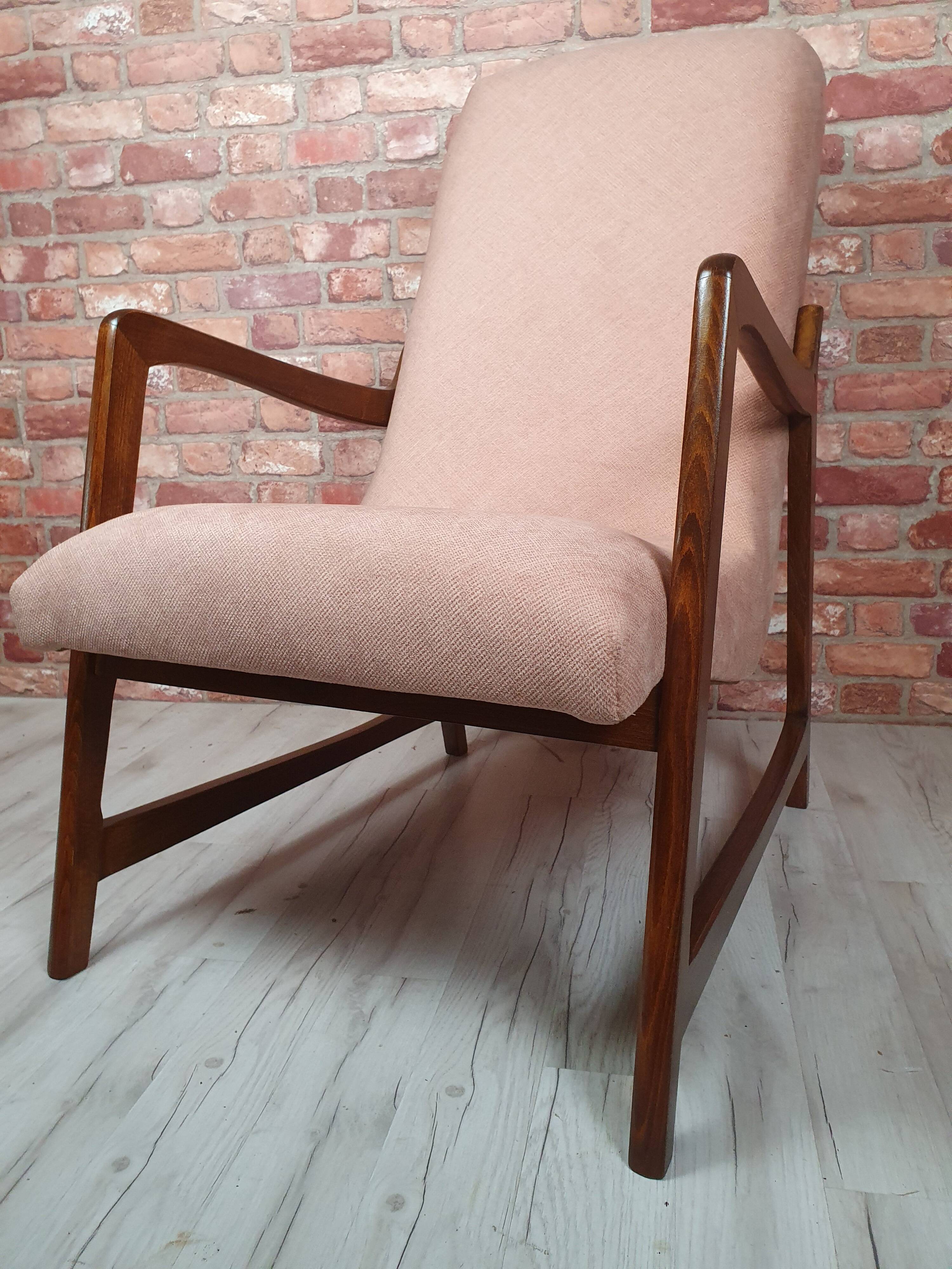 Fauteuil rénové, type 364, conçu par Barbara Fenrych-Węcławska, Pologne, années 1950