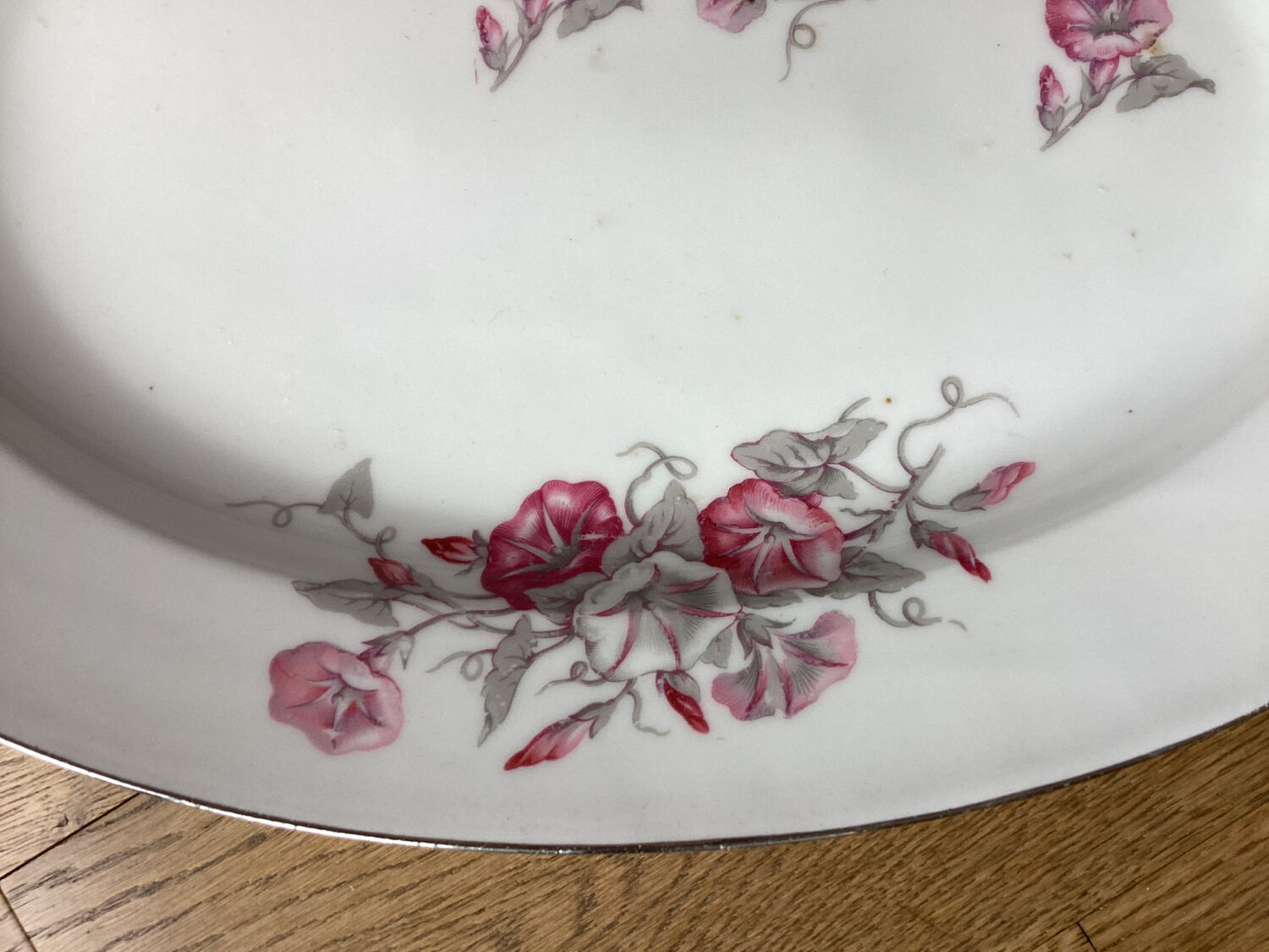 Old oval serving dish L.J. Cie Vierzon