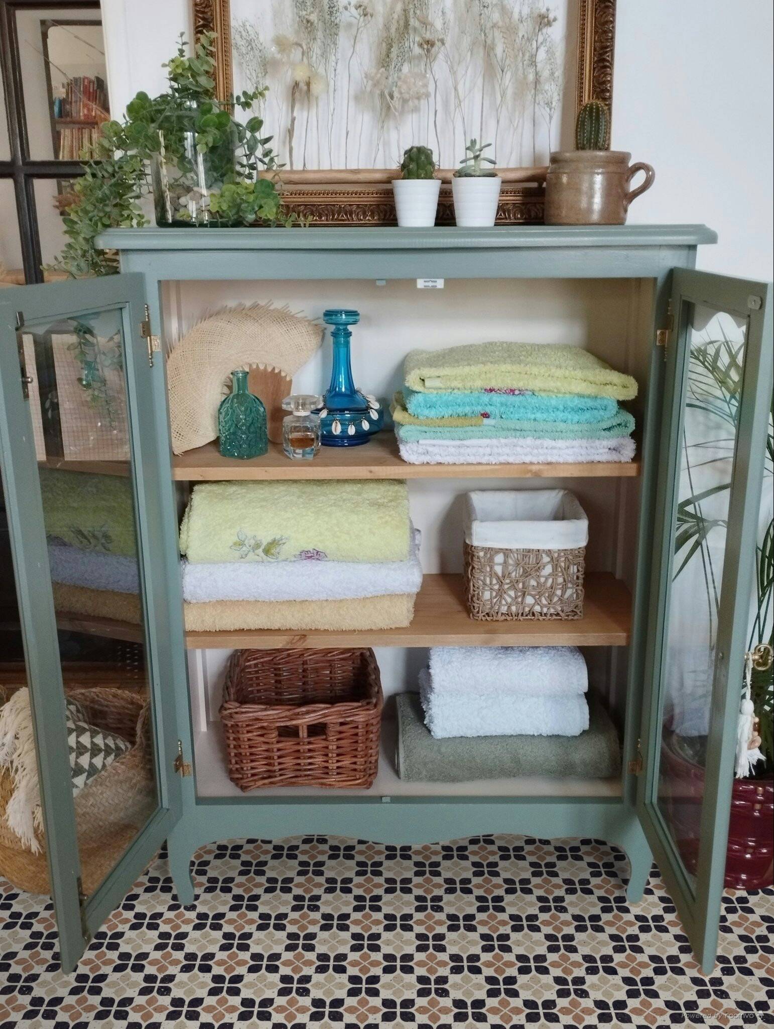 Vintage library display case