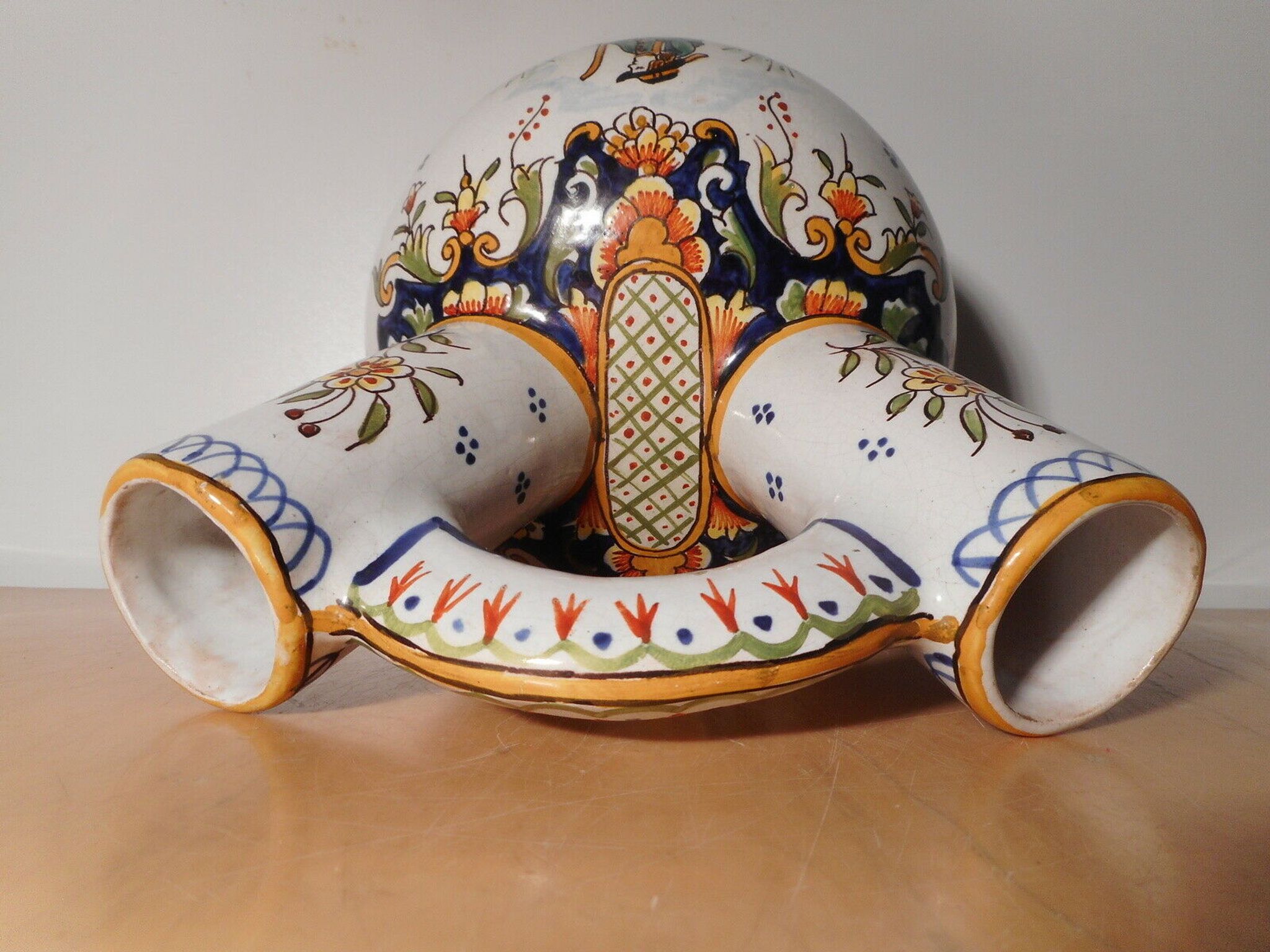 Bouquet pourer HD Henri Delcourt Boulogne taste faience Breton Quimper