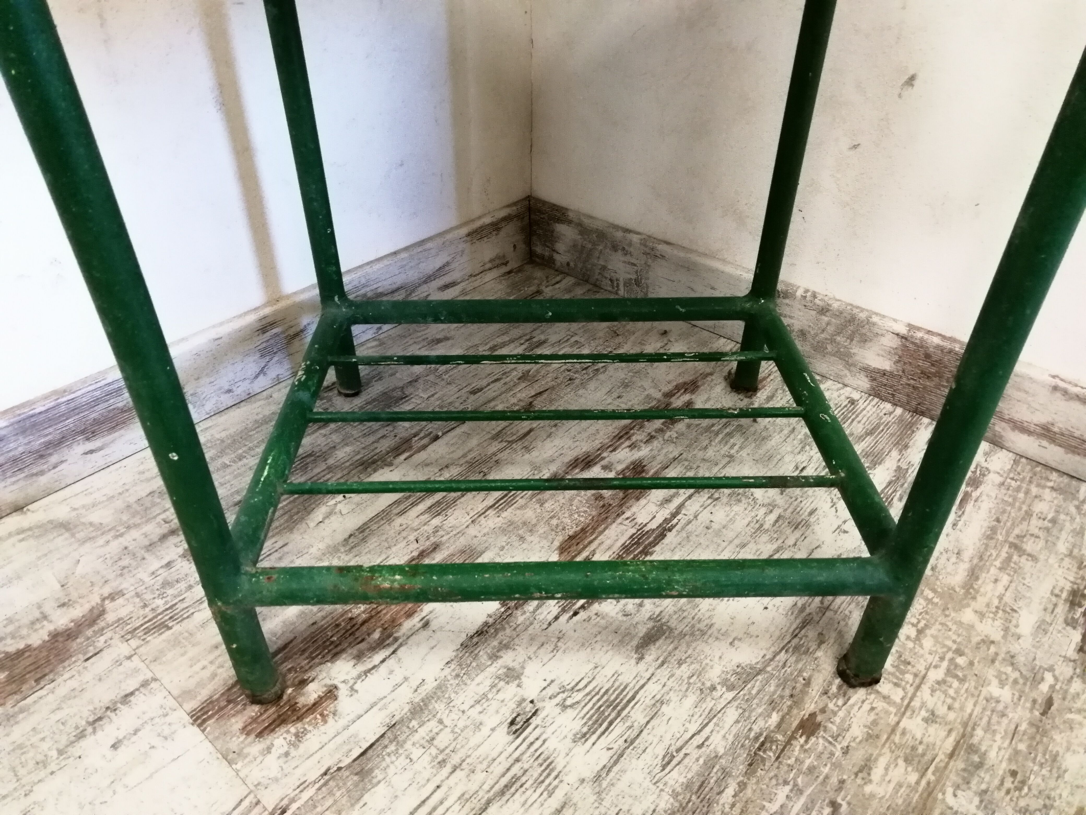 Vintage industrial service