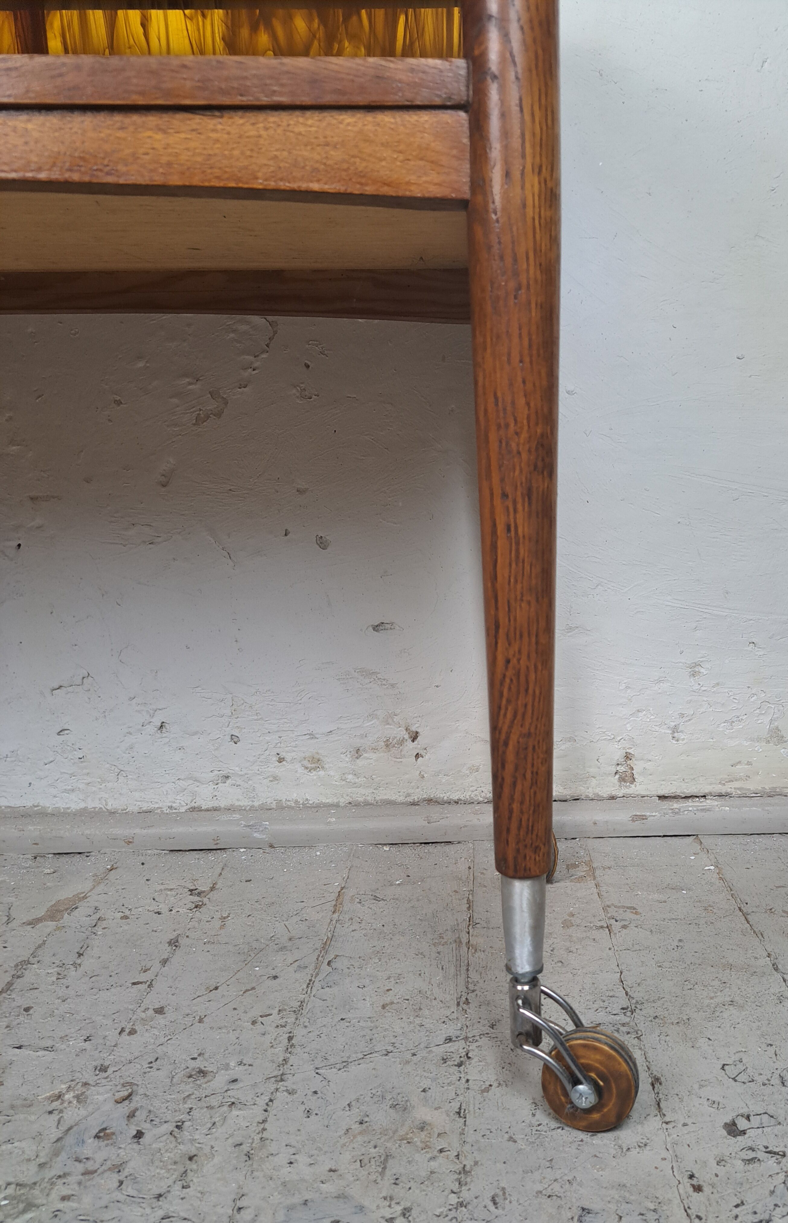 A unique mobile wooden table from the 1970s.