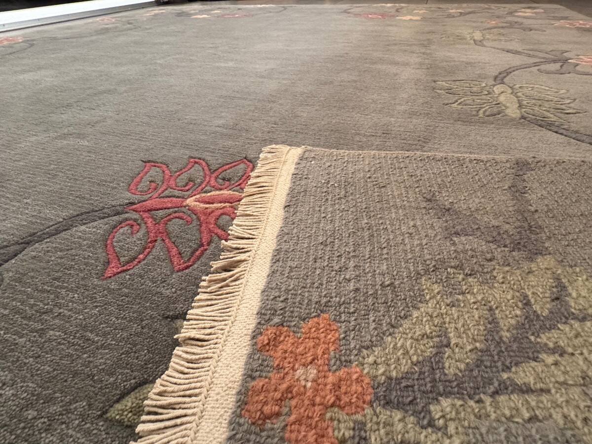 Nepalese floral carpet 245x245 cm