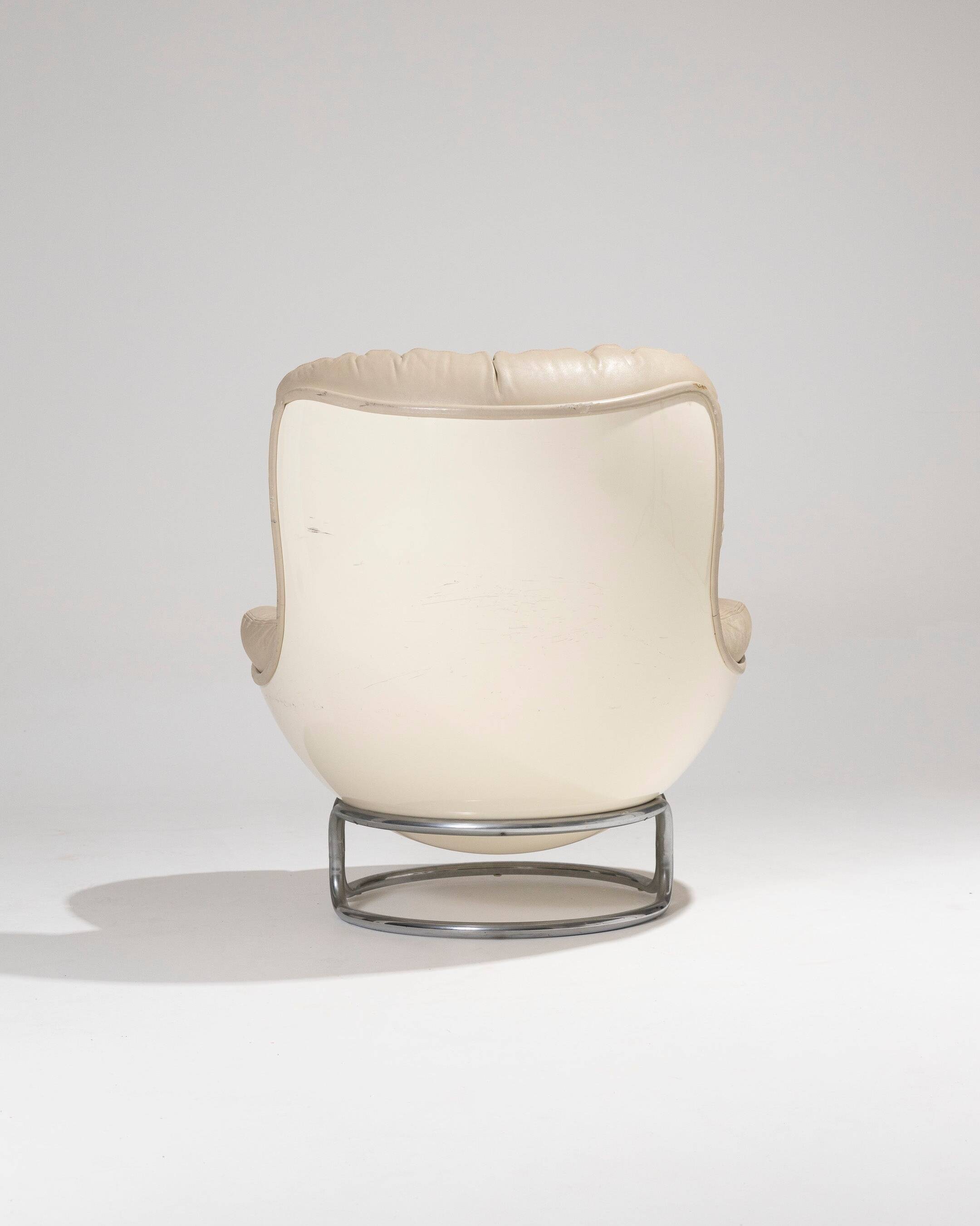 MICHEL CADESTIN KARATE LEATHER ARMCHAIR, 1970s