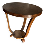 Pedestal table