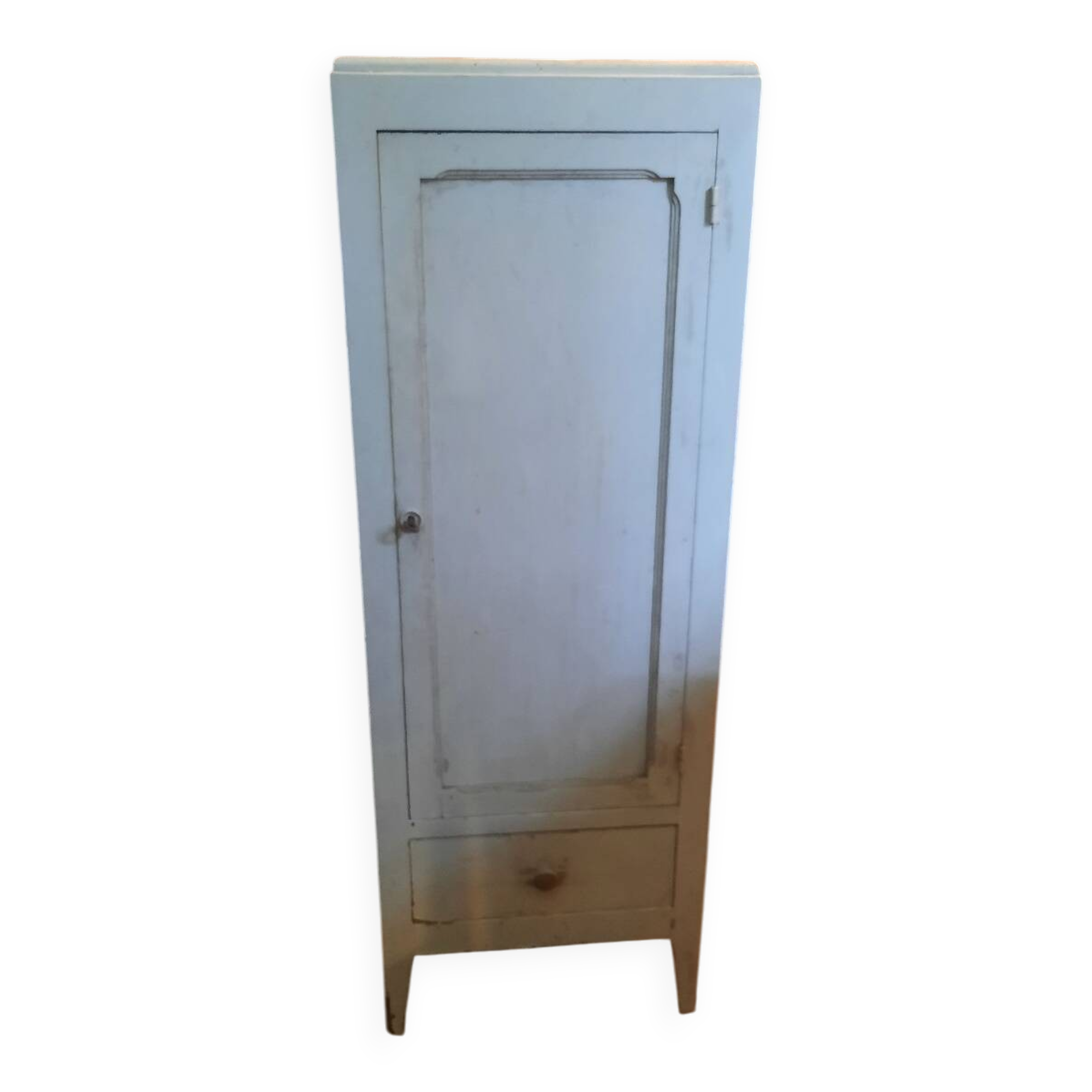 Vintage armoire
