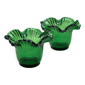 Paire de bougeoirs en Verre Soufflé de couleur Verte – Forme Corolle