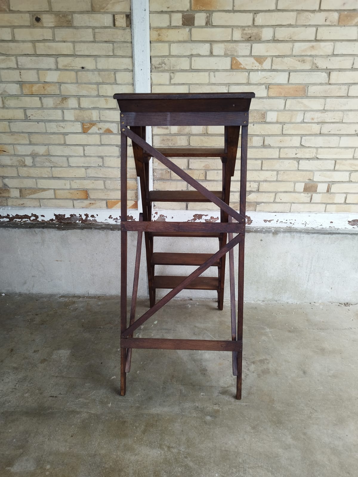 Escabeau bois de bibliotheque vintage  1930