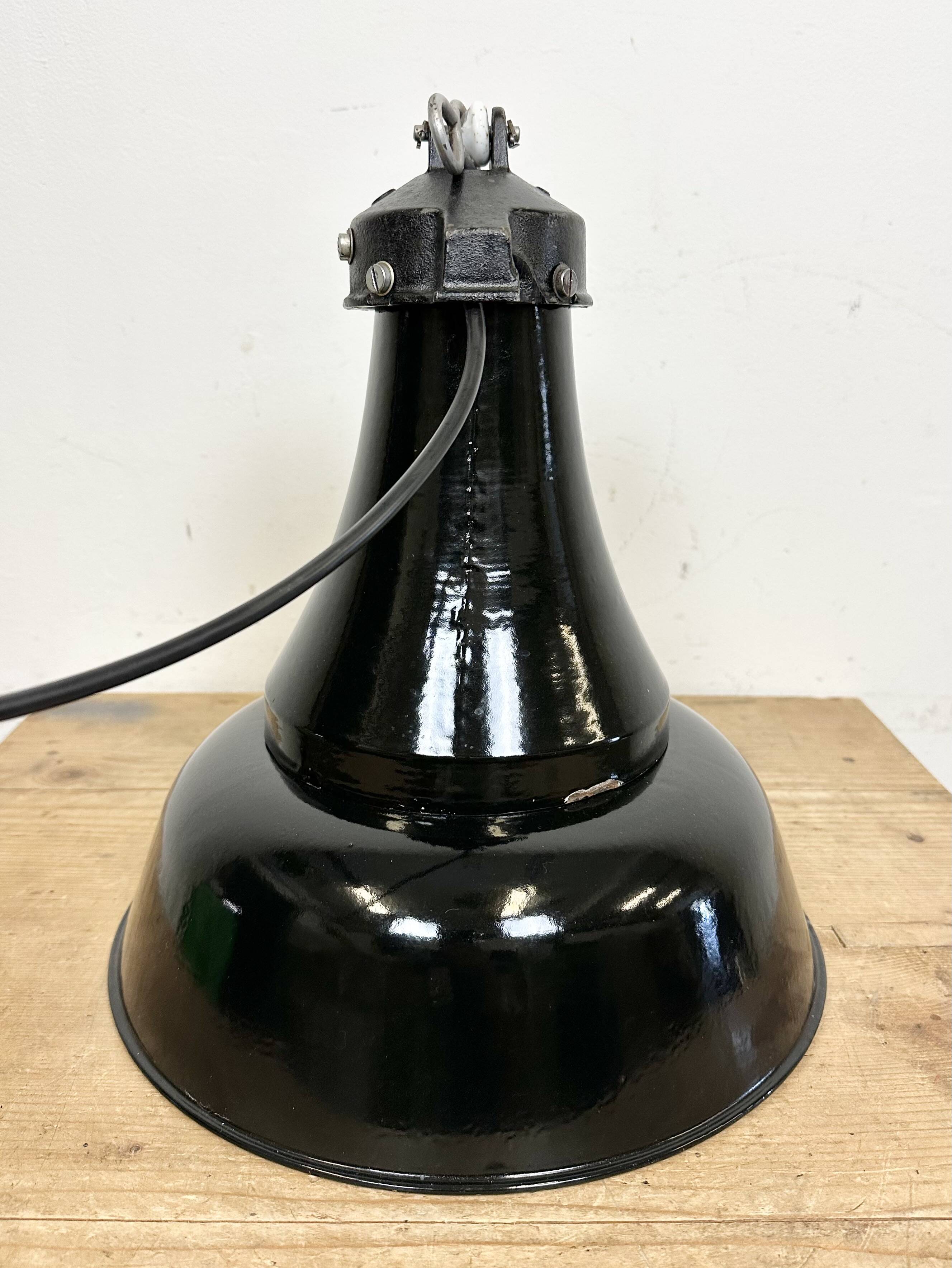 Industrial Black Enamel Bauhaus Pendant Lamp, 1930s