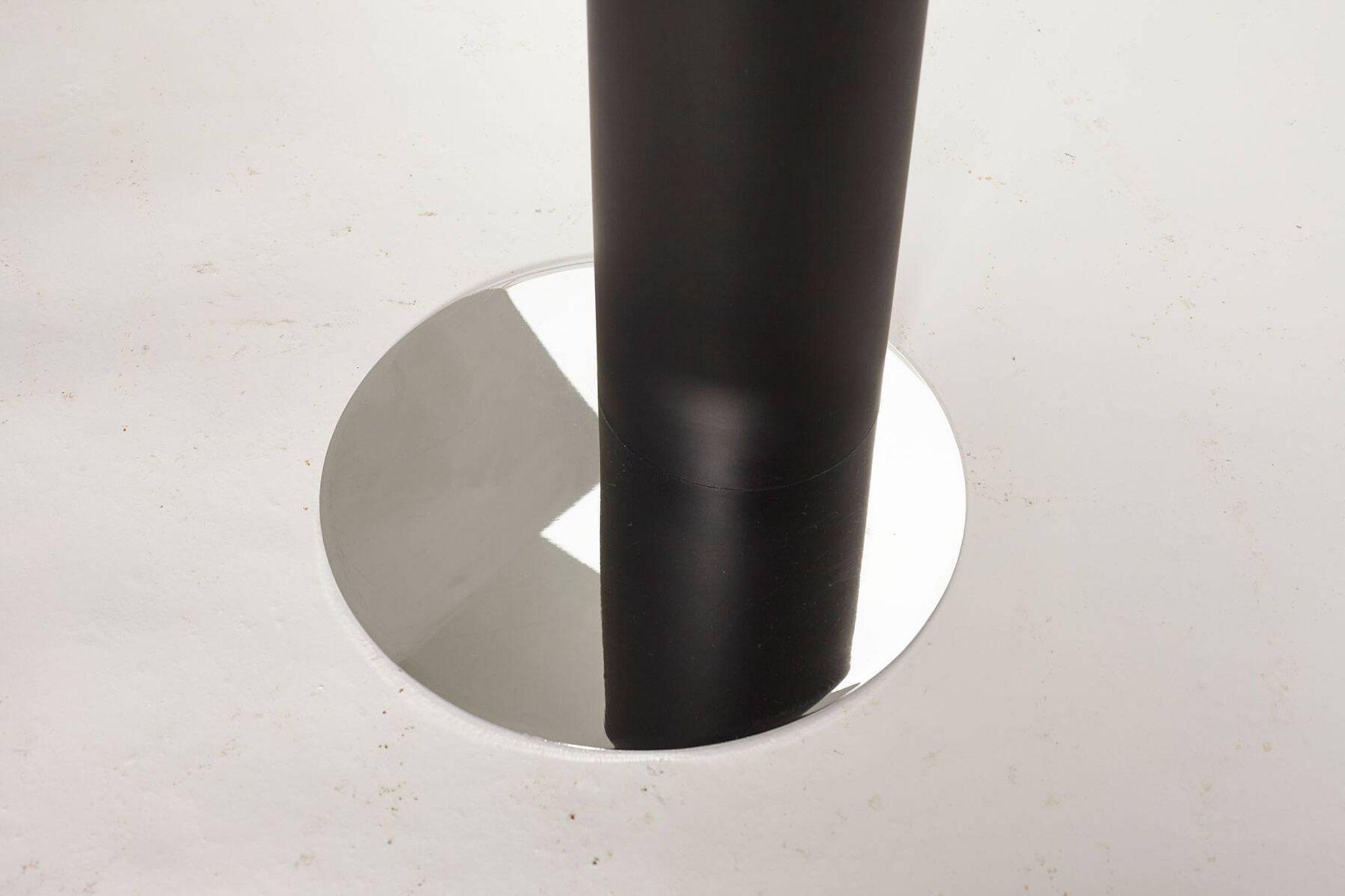 Bang & Olufsen console table