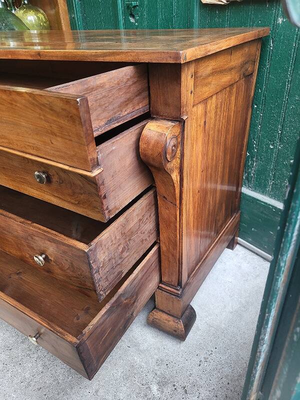 WALNUT STOCK CHEST WITH 4 DRAWERS AND A WOODEN TOP FROM THE 19TH CENTURY