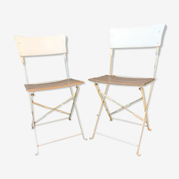 Duo d’anciennes chaises pliantes de jardin