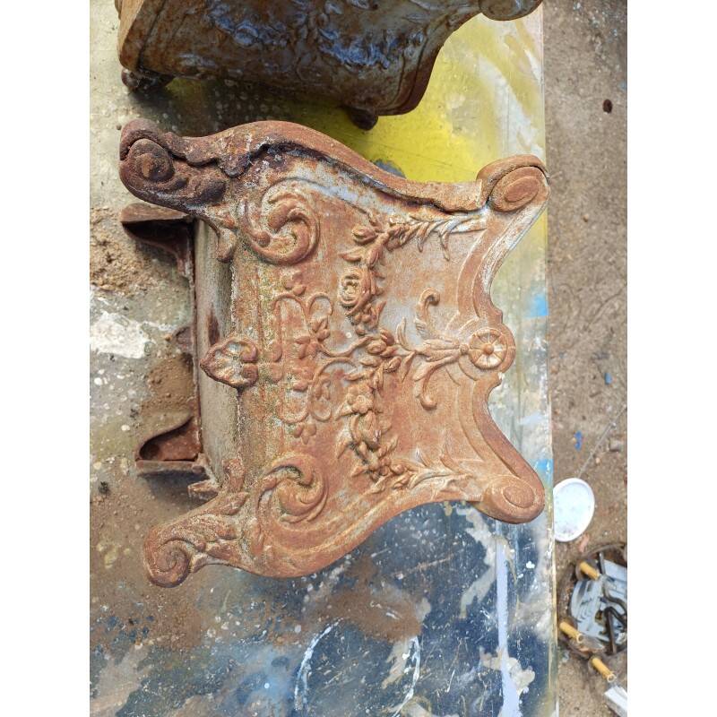 Pair of enamelled cast iron planters from 1900 from Charleville-Mézières