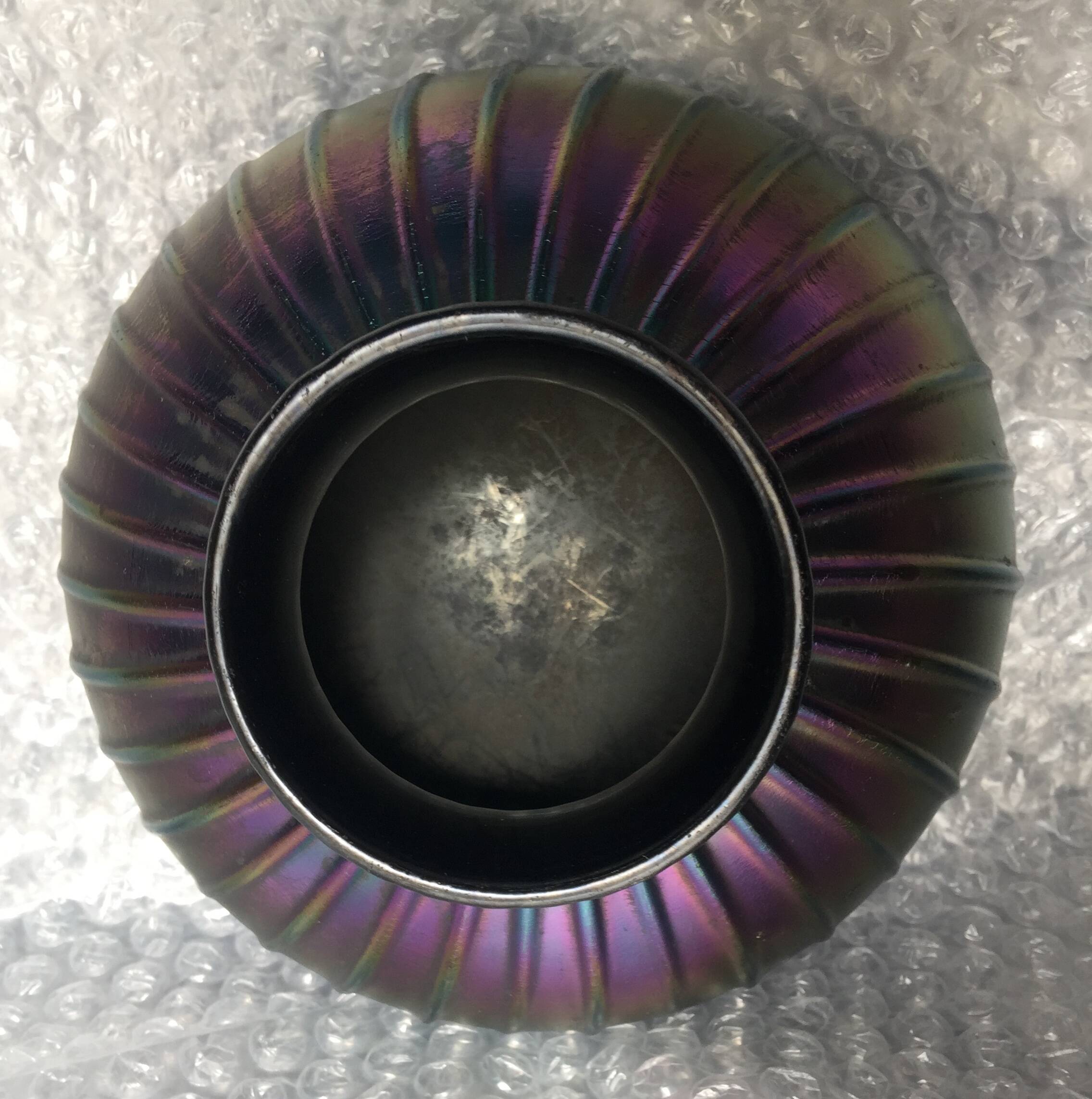 Vase with flat ribbed iridescent glass "peacock feather"