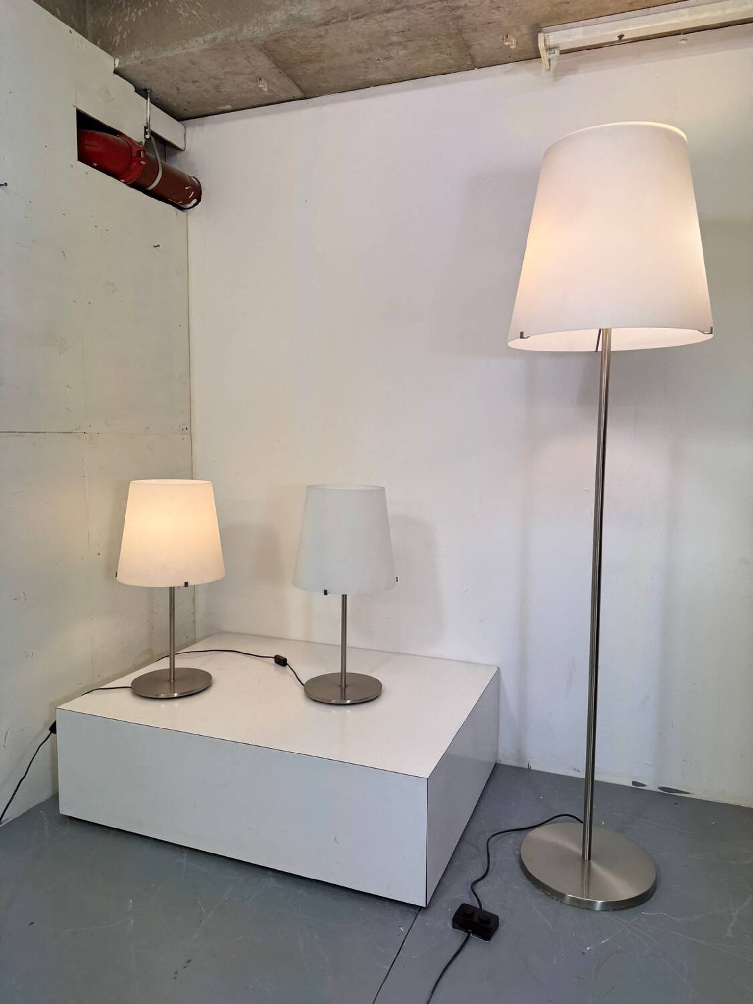 Fontana Arte floor lamp, Italian modernist from the mid-century, 1950s.