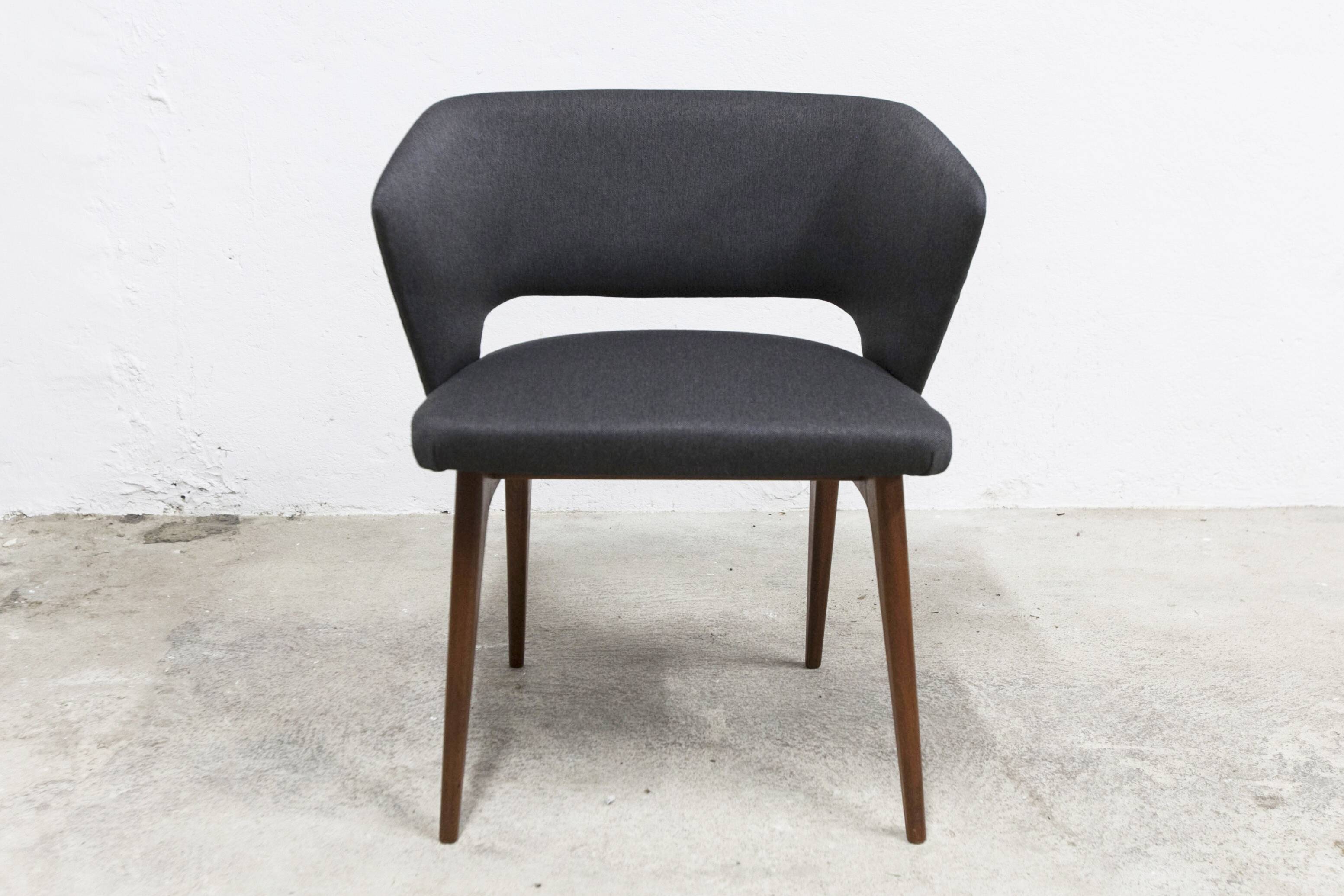 Fauteuil coquille 1958 Michel Ducaroy édition Roset restauré