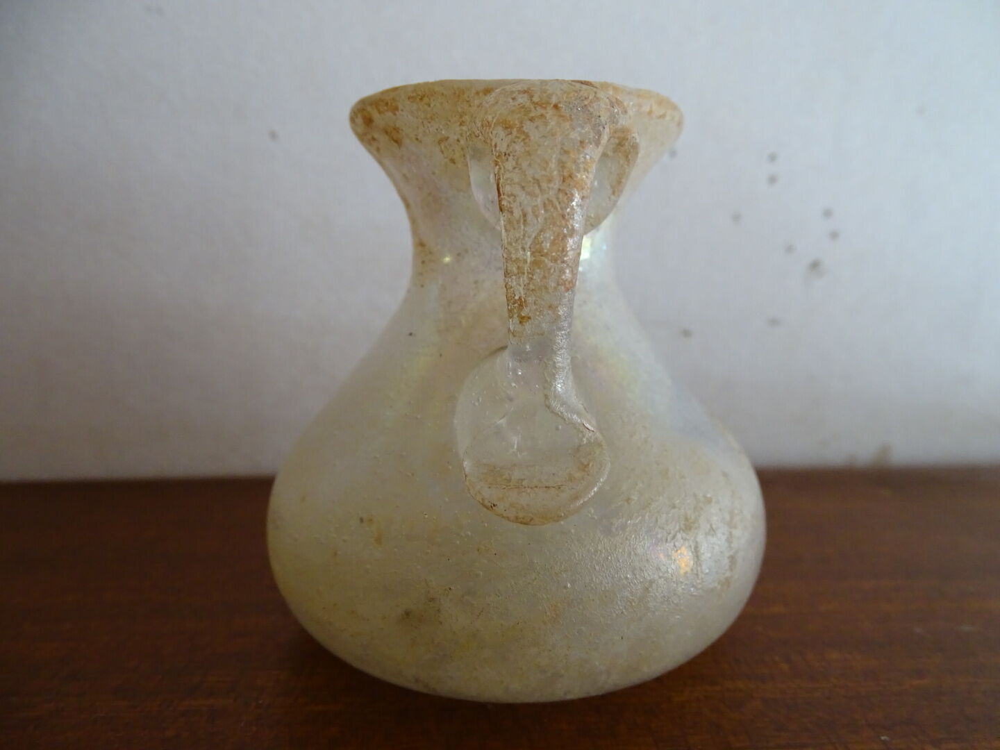 Vase with miniature handle Scavo Seguso Vetri d'Arte iridescent glass Murano 1950